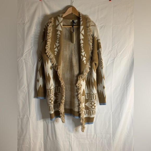 Cozy Tan and Cream Cardigan Sweater - Picture 1 of 2